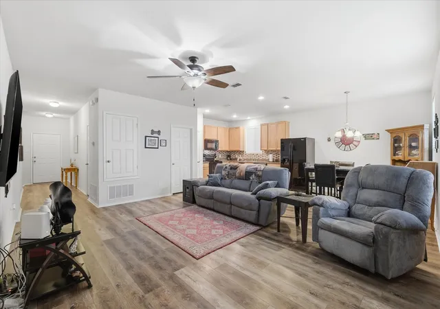 Photo 3 of Single family home for sale at 1805 Megan Creek Dr, Little Elm, TX 75068 | MLS# 21301936 | Listing updated on 2026-09-01