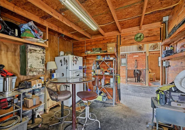 Photo 35 of Single family home for sale at 872 County Road 4244, Bonham, TX 75418 | MLS# 21296773 | Listing updated on 2026-08-22