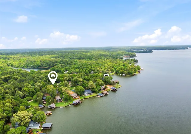 Homes for sale in Scroggins, TX | 302 King Shore Blvd, Scroggins, TX 75480 | MLS# 21301998