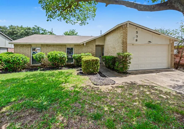 Photo 2 of Sale Pending at 538 Ridgemont Dr, Allen, TX 75002 | MLS# 21300161 | Listing updated on 2026-08-03