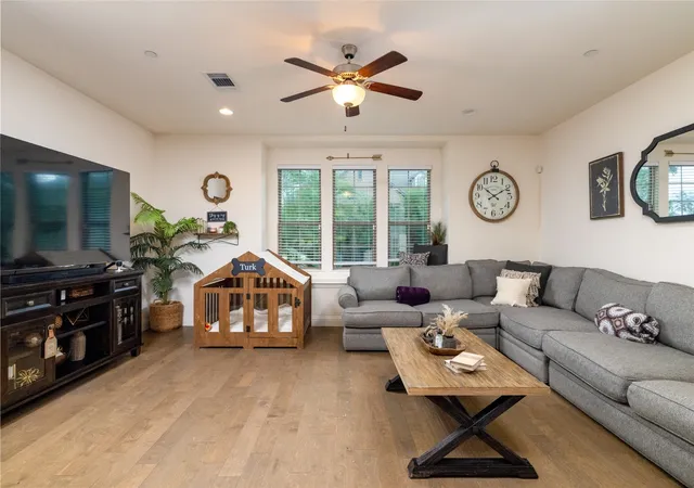 Photo 4 of Townhouse for sale at 3000 Gaylord Dr, Mc Kinney, TX 75070 | MLS# 21273466 | Listing updated on 2026-07-19