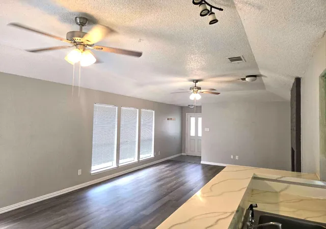 Photo 3 of Single family home for sale at 1007 Mitchell Ln, Burleson, TX 76028 | MLS# 21301709 | Listing updated on 2026-10-01