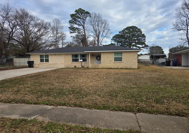 1st image of 9043 Marva Dr, Shreveport, LA 71118 | MLS# 21288823