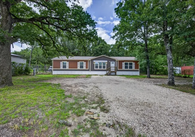 Photo 2 of Manufactured home for sale at 11079 State Hwy 198, Mabank, TX 75147 | MLS# 21302063 | Listing updated on 2026-08-25