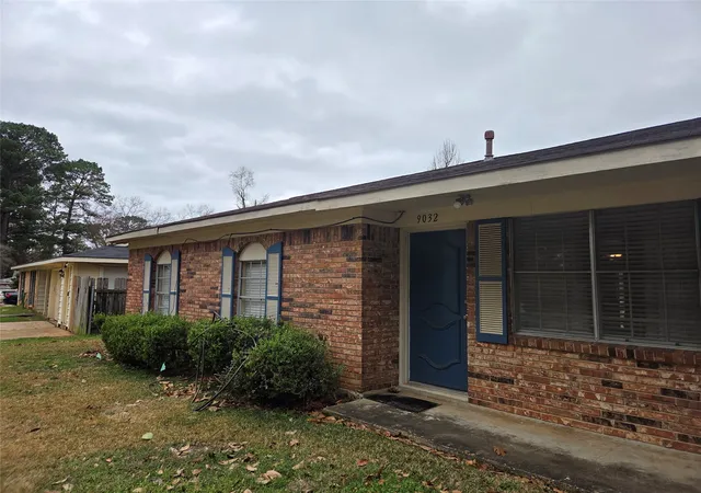 1st image of 9032 Letha Ln, Shreveport, LA 71118 | MLS# 21288817