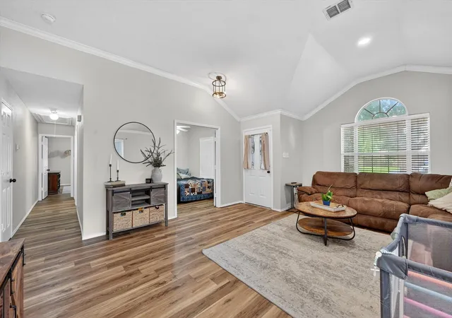 Homes for sale in Corinth, TX | 3208 Cliff Oaks Dr, Corinth, TX 76210 | MLS# 21273400