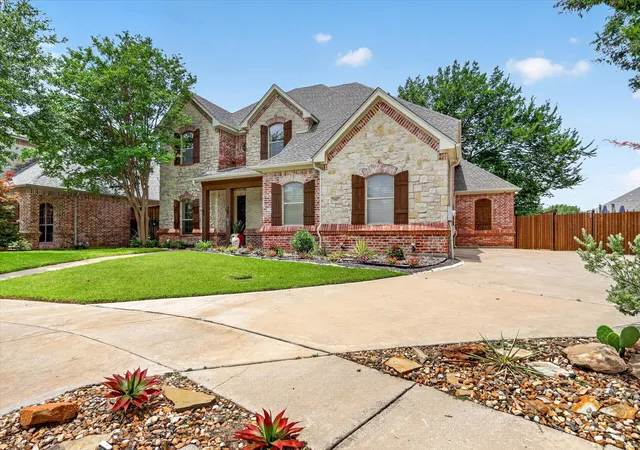 Photo 4 of Sale Pending at 7017 Cherrybark Ln, North Richland Hills, TX 76182 | MLS# 21302080 | Listing updated on 2026-07-13