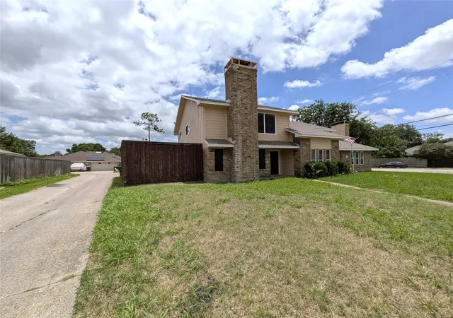 Homes for sale in Plano, TX | 3302 Townbluff Pl, Plano, TX 75023 | MLS# 21302084