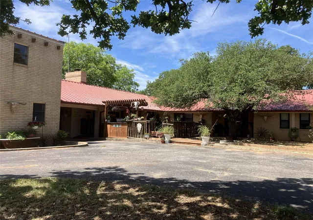Homes for sale in Ranger, TX | 402 County Road 455, Ranger, TX 76470 | MLS# 21302096