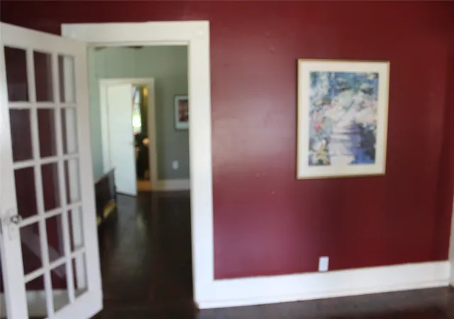 Photo 4 of Single family home for sale at 2818 S Blades St, Greenville, TX 75401 | MLS# 21292731 | Listing updated on 2026-08-29
