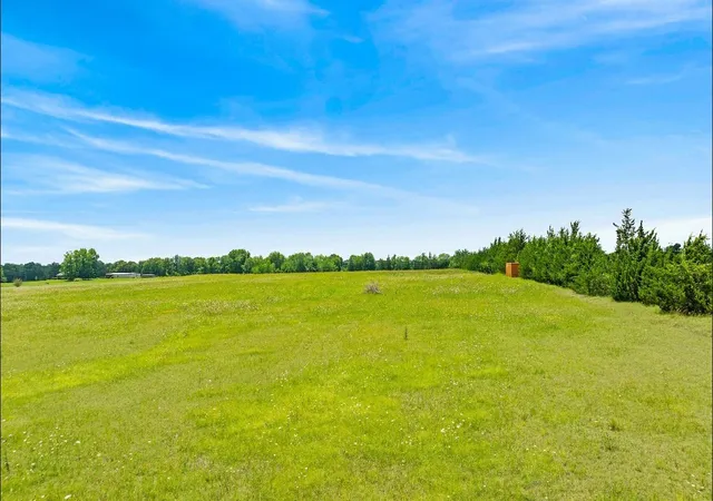 Photo 3 of Sale Pending at 000 Cr 12200, Paris, TX 75460 | MLS# 21302193 | Listing updated on 2026-09-30