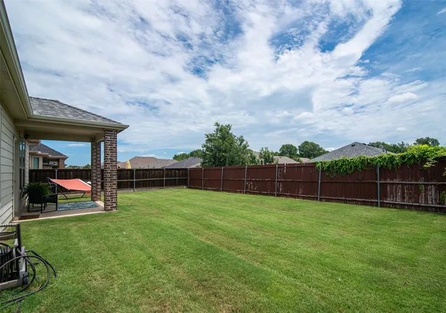 Homes for sale in Van Alstyne, TX | 1733 Beasley St, Van Alstyne, TX 75495 | MLS# 21301978