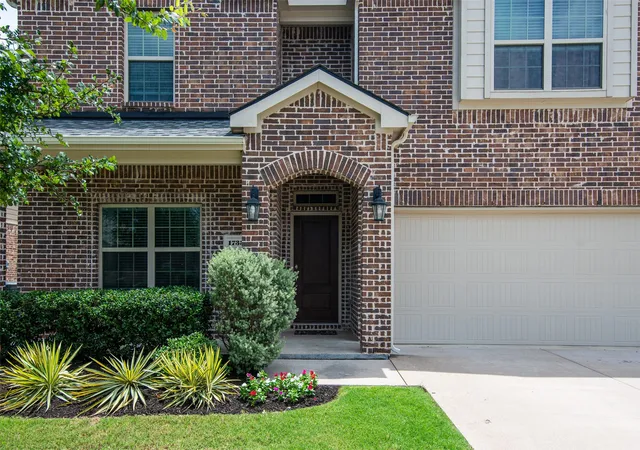 Homes for sale in Van Alstyne, TX | 1733 Beasley St, Van Alstyne, TX 75495 | MLS# 21301978