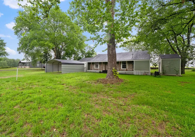 Photo 2 of Single family home for sale at 3211 Fm 779, Mineola, TX 75773 | MLS# 21290288 | Listing updated on 2026-09-25