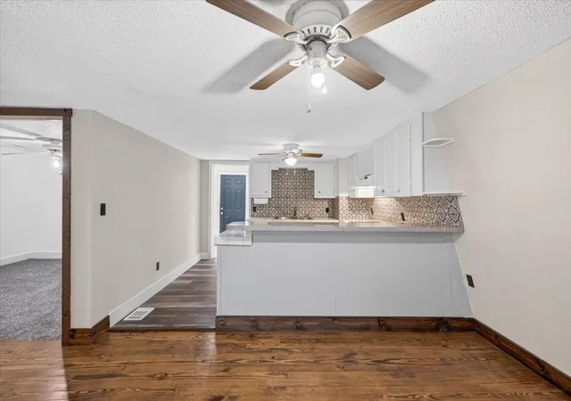 Photo 4 of Single family home for sale at 7540 Buggy Hub Trl, Athens, TX 75751 | MLS# 21302448 | Listing updated on 2026-08-25