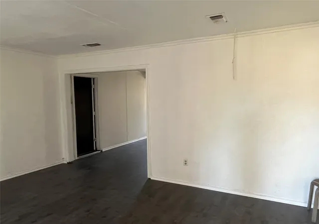 Photo 2 of Single family home for sale at 1104 Bell Dr, Greenville, TX 75401 | MLS# 21302496 | Listing updated on 2026-07-07