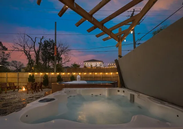 Photo 3 of Single family home for sale at 2015 S Ewing Ave, Dallas, TX 75216 | MLS# 21302501 | Listing updated on 2026-08-22