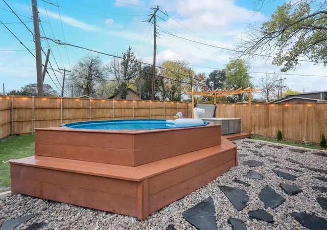 Photo 3 of Single family home for sale at 2015 S Ewing Ave, Dallas, TX 75216 | MLS# 21302501 | Listing updated on 2026-08-22