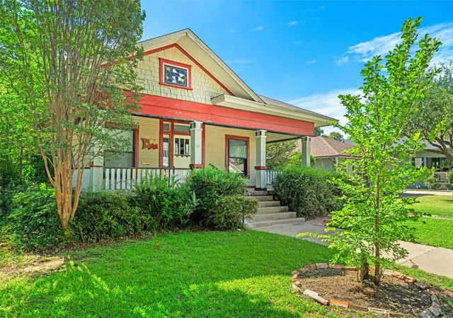 Photo 2 of Sale Pending at 2231 Hurley Ave, Fort Worth, TX 76110 | MLS# 21299253 | Listing updated on 2026-08-17