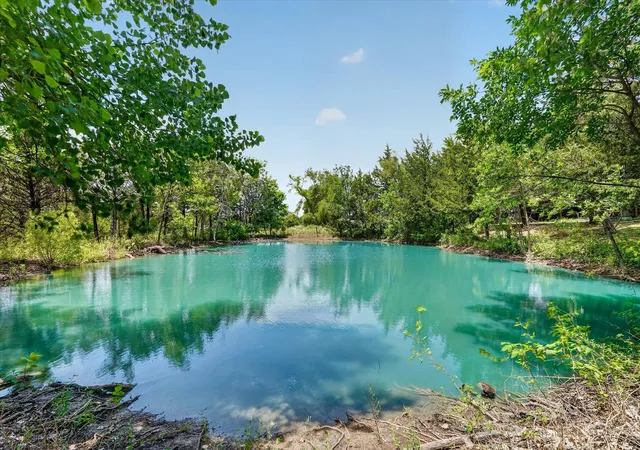 Photo 4 of Single family home for sale at 8088 Telegraph Rd, Quinlan, TX 75474 | MLS# 21300891 | Listing updated on 2026-07-17