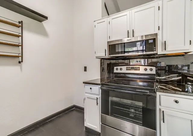 Photo 4 of Single family home for sale at 10004 Pack Saddle Trl, Fort Worth, TX 76108 | MLS# 21302610 | Listing updated on 2026-08-22