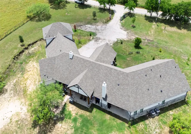 Photo 3 of Single family home for sale at 5559 Cr 4010, Decatur, TX 76234 | MLS# 21302611 | Listing updated on 2026-08-22