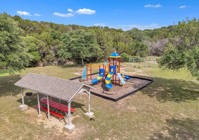 Homes for sale in Granbury, TX | 5622 Van Horn Dr, Granbury, TX 76048 | MLS# 21298471