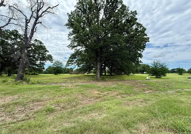 Photo 3 of Land for sale at 430 Shoreline Dr, Dodd City, TX 75438 | MLS# 21300639 | Listing updated on 2026-08-22