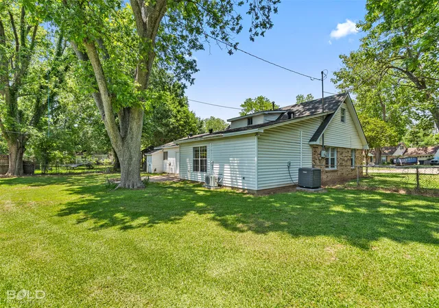 18th image of 1220 Evangeline Cir, Bossier City, LA 71112 | MLS# 21302732