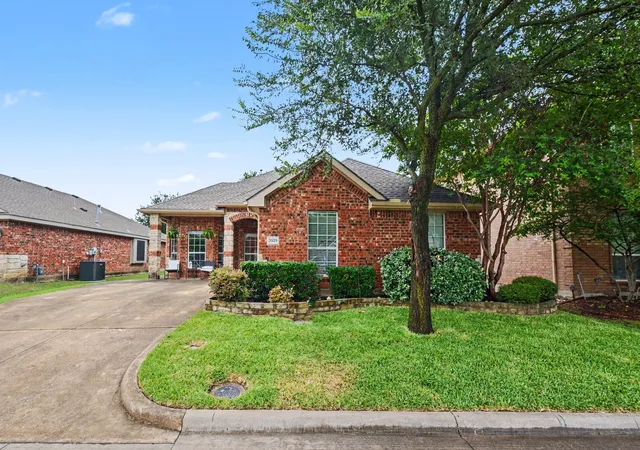 Photo 2 of Sale Pending at 3929 La Tierra Linda Trl, Mc Kinney, TX 75070 | MLS# 21302737 | Listing updated on 2026-07-15