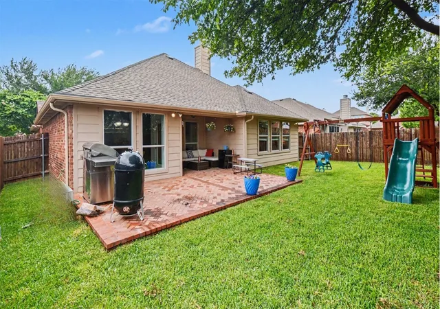 Photo 3 of Sale Pending at 3929 La Tierra Linda Trl, Mc Kinney, TX 75070 | MLS# 21302737 | Listing updated on 2026-07-15