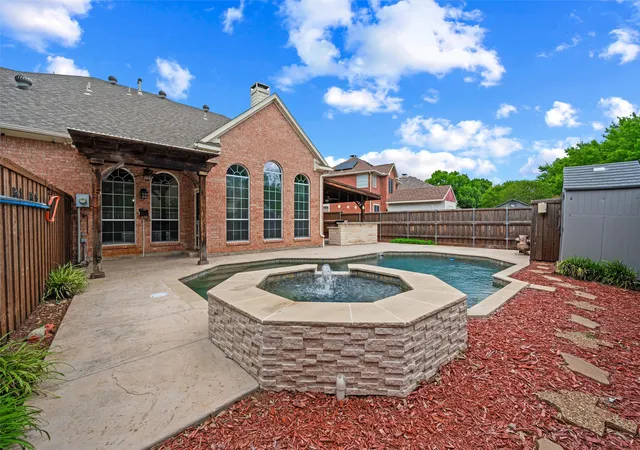 Homes for sale in Plano, TX | 2228 Amy Ln, Plano, TX 75074 | MLS# 21298629