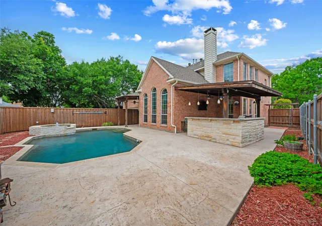 Homes for sale in Plano, TX | 2228 Amy Ln, Plano, TX 75074 | MLS# 21298629
