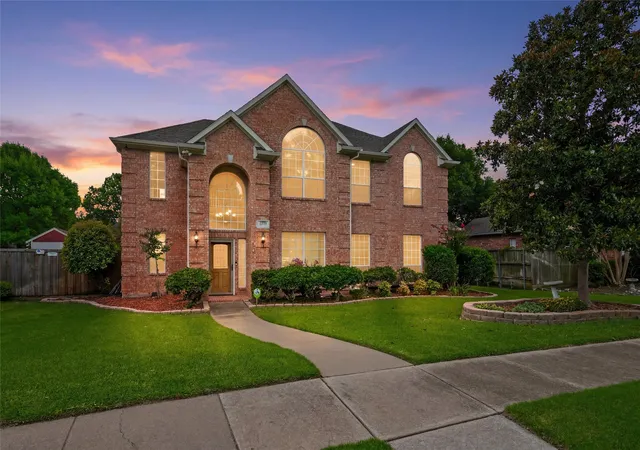 Homes for sale in Plano, TX | 2228 Amy Ln, Plano, TX 75074 | MLS# 21298629