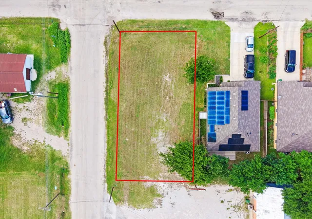 Homes for sale in Mineral Wells, TX | 1000 Se 3rd St, Mineral Wells, TX 76067 | MLS# 21302772