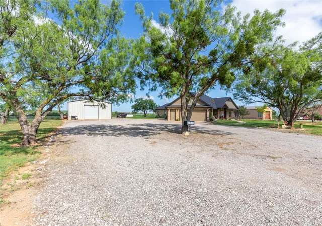4th image of 218 County Road 256, Abilene, TX 79606 | MLS# 21298159