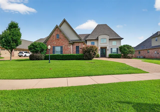 1st image of 210 Poydras Ave, Bossier City, LA 71111 | MLS# 21302220