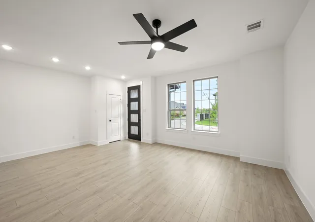 Photo 3 of Sale Pending at 9533 Dahlia Blvd, Forney, TX 75126 | MLS# 21302683 | Listing updated on 2026-08-22