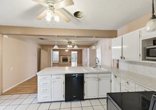 Photo 3 of Single family home for sale at 311 W 7th St, Irving, TX 75060 | MLS# 21302586 | Listing updated on 2026-07-15