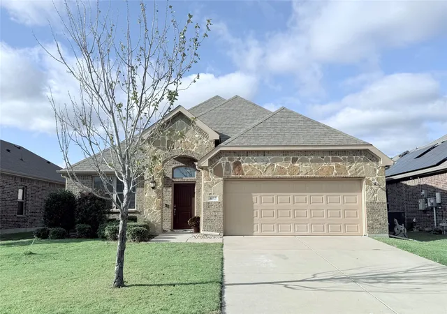 2nd image of 612 Redwood Dr, Greenville, TX 75402 | MLS# 21300035