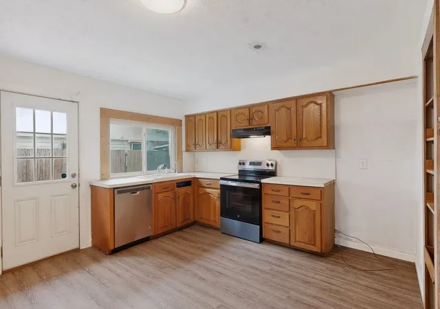 Photo 4 of Sale Pending at 4329 Thicket Dr, Garland, TX 75043 | MLS# 21296608 | Listing updated on 2026-07-16