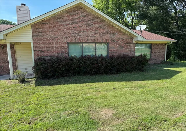 Homes for sale in Kemp, TX | 10725 Legg Dr, Kemp, TX 75143 | MLS# 21299684