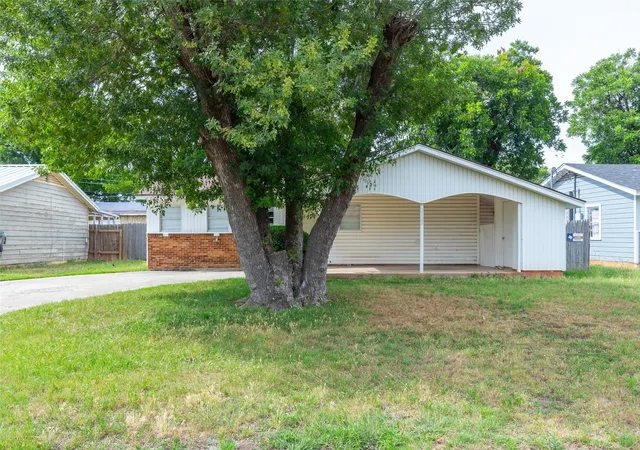 Homes for sale in Abilene, TX | 2125 S 35th St, Abilene, TX 79605 | MLS# 21302998