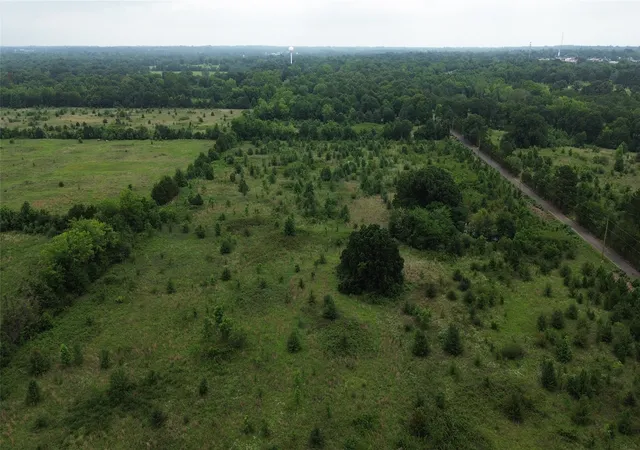 Photo 4 of Land for sale at Tbd Cr 2805, Mineola, TX 75773 | MLS# 21302561 | Listing updated on 2026-08-03