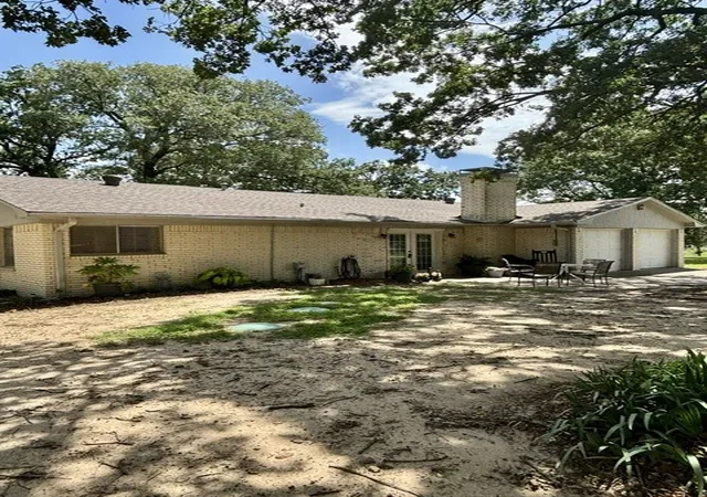 Photo 3 of Single family home for sale at 3912 Fm 2324, Emory, TX 75440 | MLS# 21301757 | Listing updated on 2026-10-06