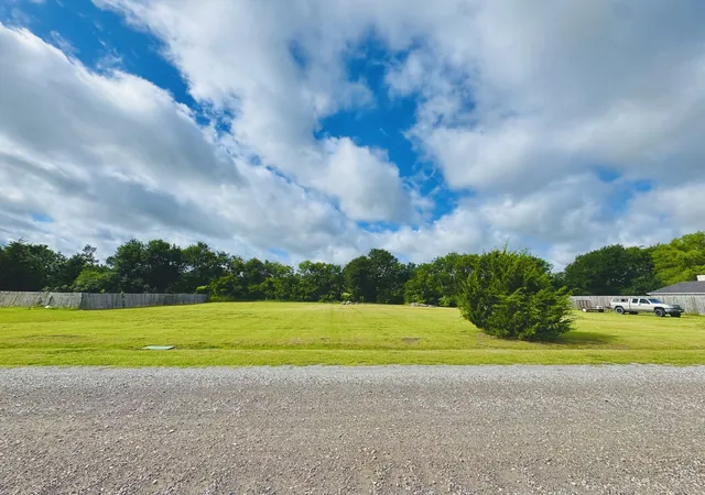 Homes for sale in Trenton, TX | 271 County Road 4443, Trenton, TX 75490 | MLS# 21297594