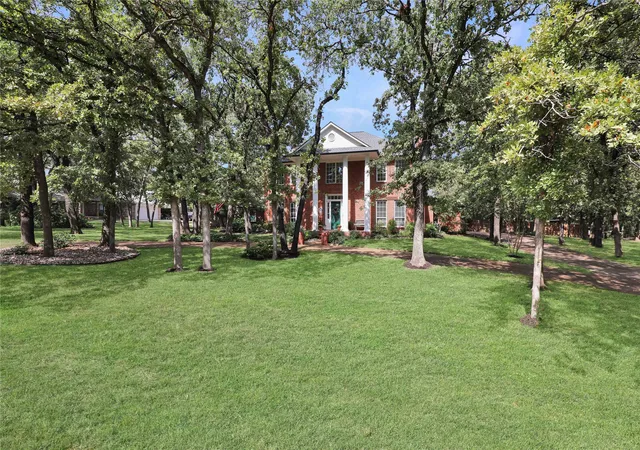 1st image of 1346 Forest Ln, Southlake, TX 76092 | MLS# 21303110