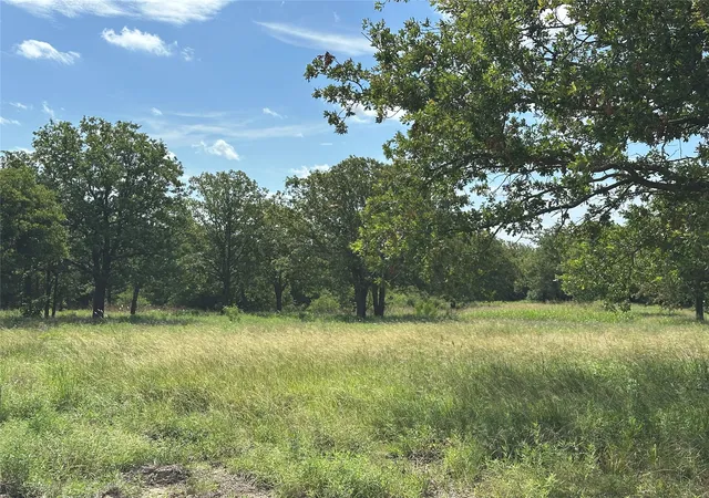 Photo 1 of Manufactured home for sale at 570 Big Salty Ln, Springtown, TX 76082 | MLS# 21303101 | Listing updated on 2026-08-22