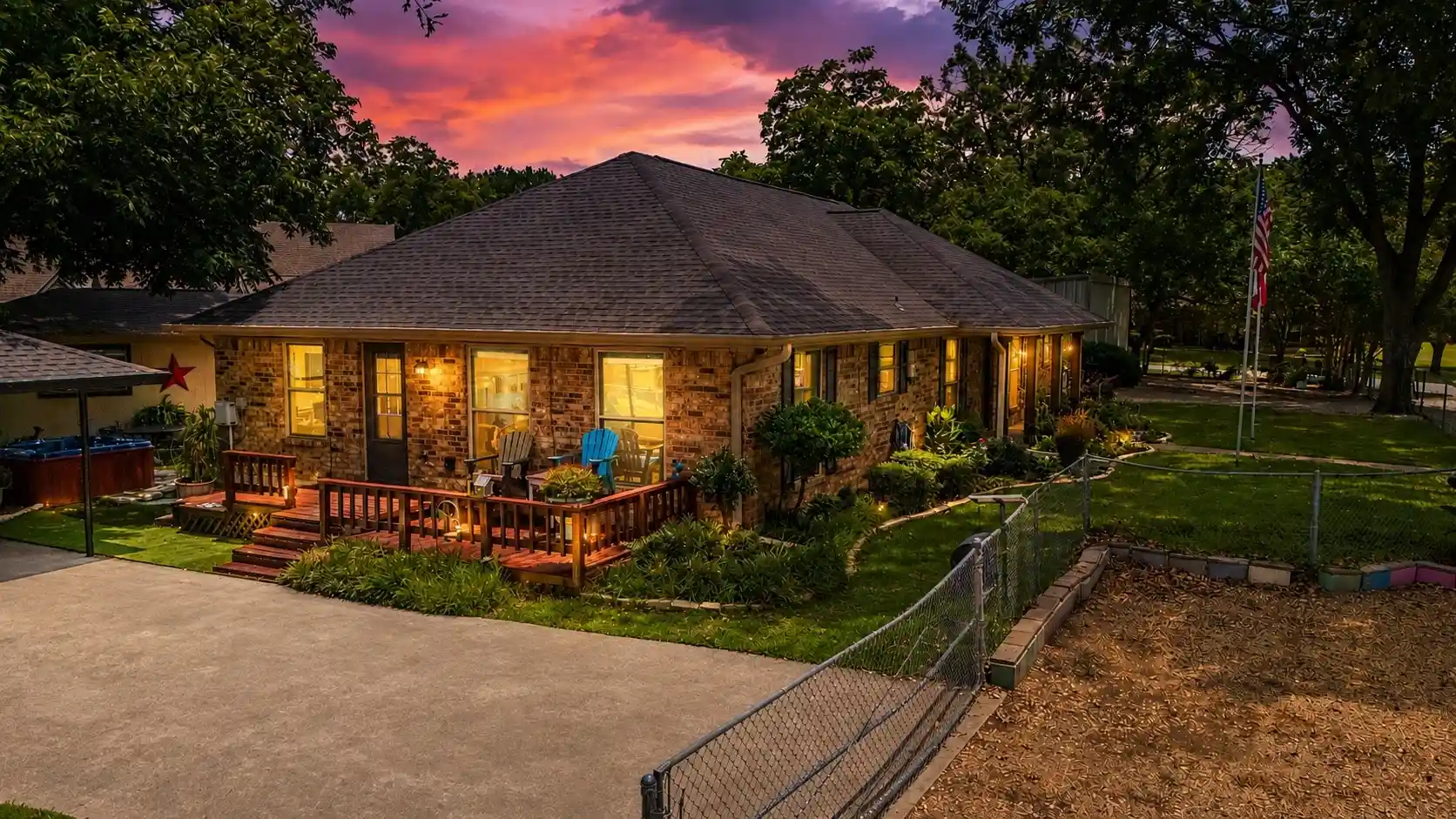 Photo 1 of Single family home for sale at 102 Misty Glen Cir, Gun Barrel City, TX 75156 | MLS# 21302979 | Listing updated on 2026-10-13