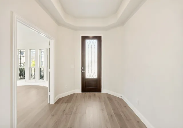 Photo 4 of Single family home for sale at 210 Comanche Trl, Alvarado, TX 76009 | MLS# 21303172 | Listing updated on 2026-10-07